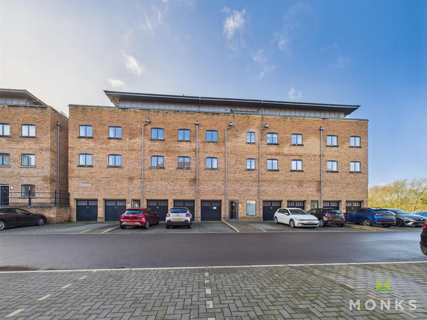 8 Saffron House Mill Road, Shrewsbury, SY2 6FR For Sale